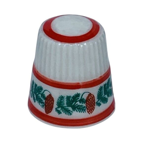 VTG Red White Green Pine Cone Christmas Sewing Thimble Holiday Christmascore - Picture 4 of 8